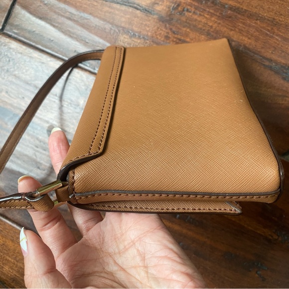 Kate Spade Newbury Crossbody Bag - Picture 4 of 4